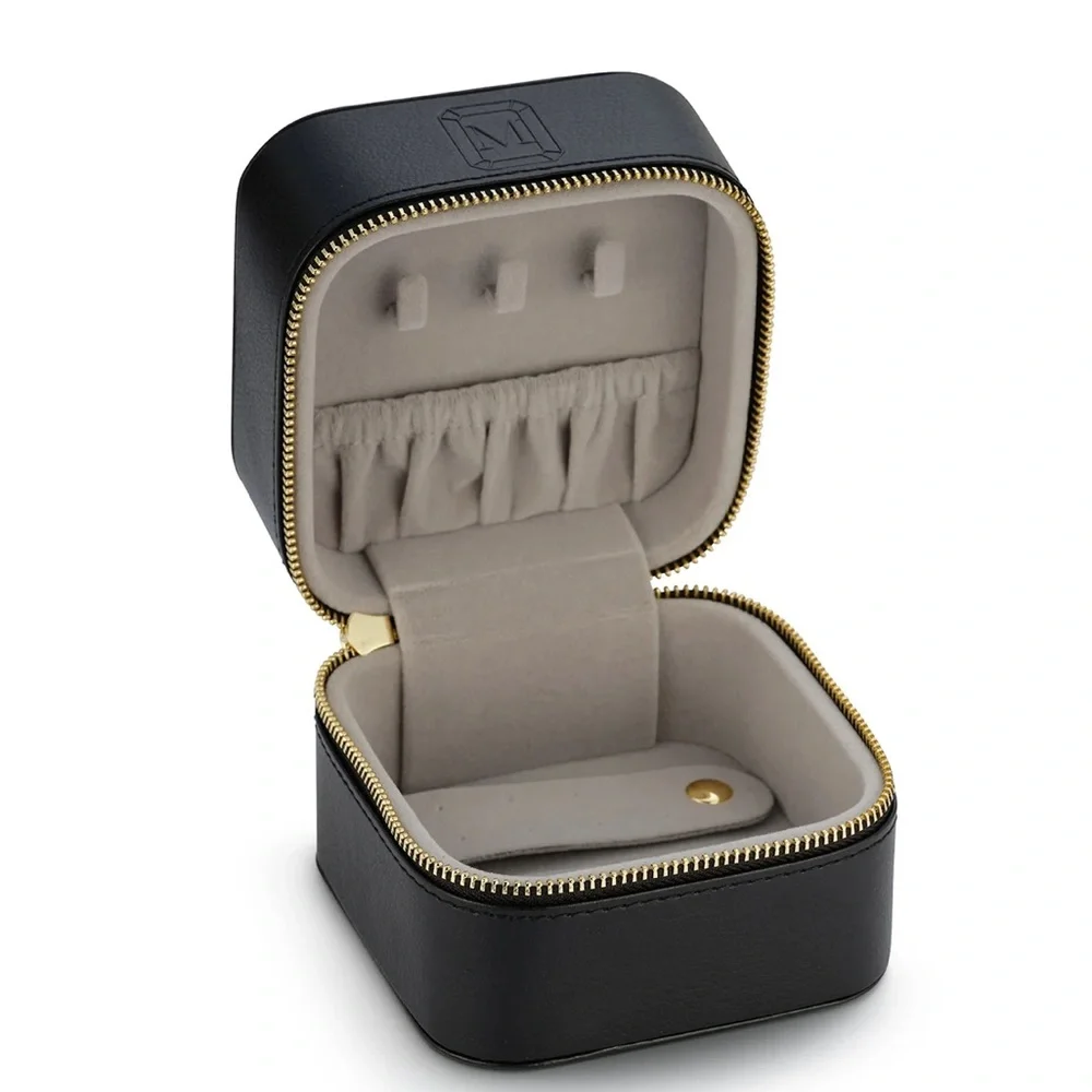MATEO Black Jewelry Case
